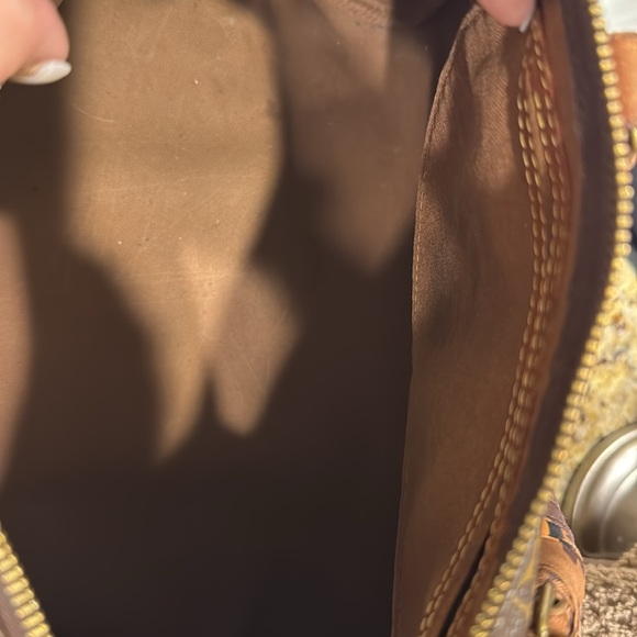 LV Speedy 30 - Picture 10 of 10